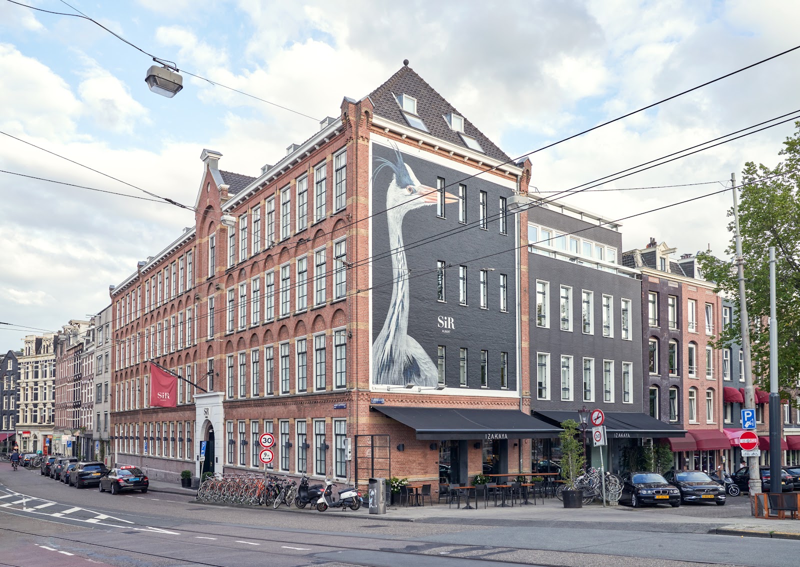 Sir Albert Hotel