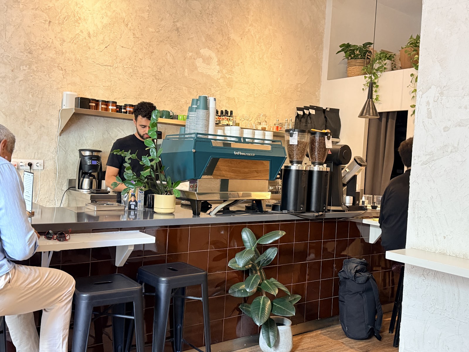 Ambu Coffee 2 - Photo 2