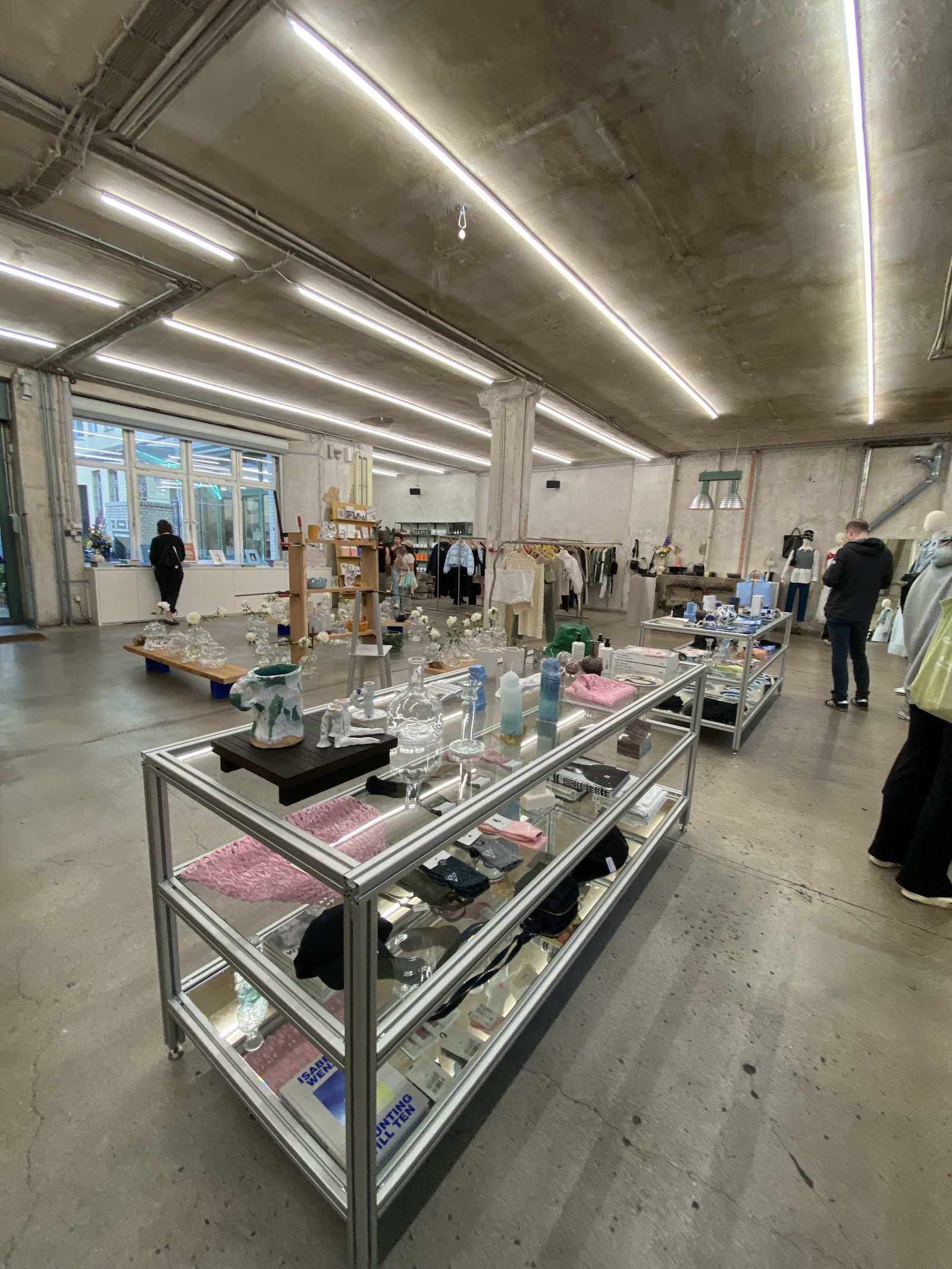 Toki at Voo Store - Photo 3
