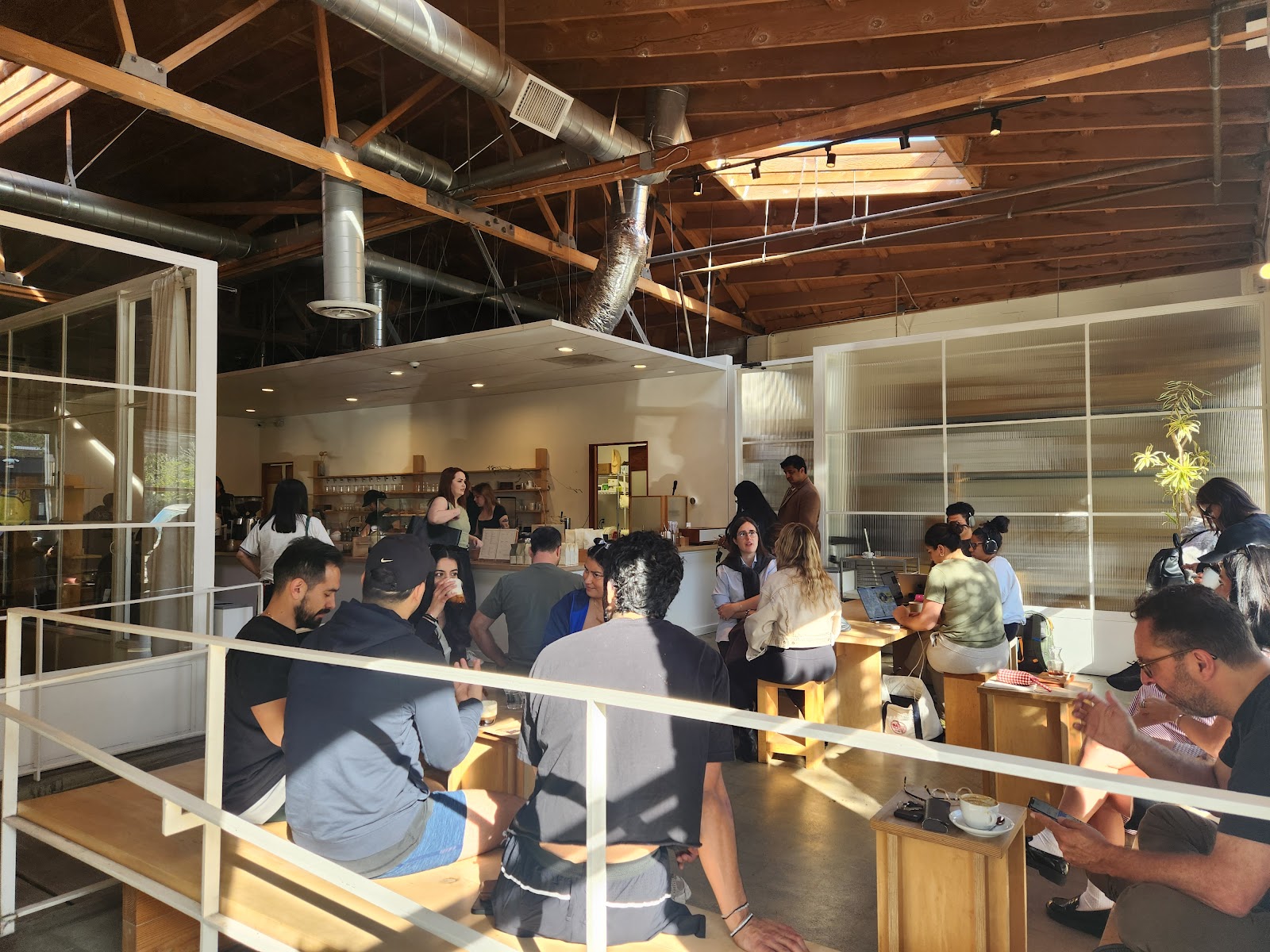Maru Coffee Arts District - Photo 3