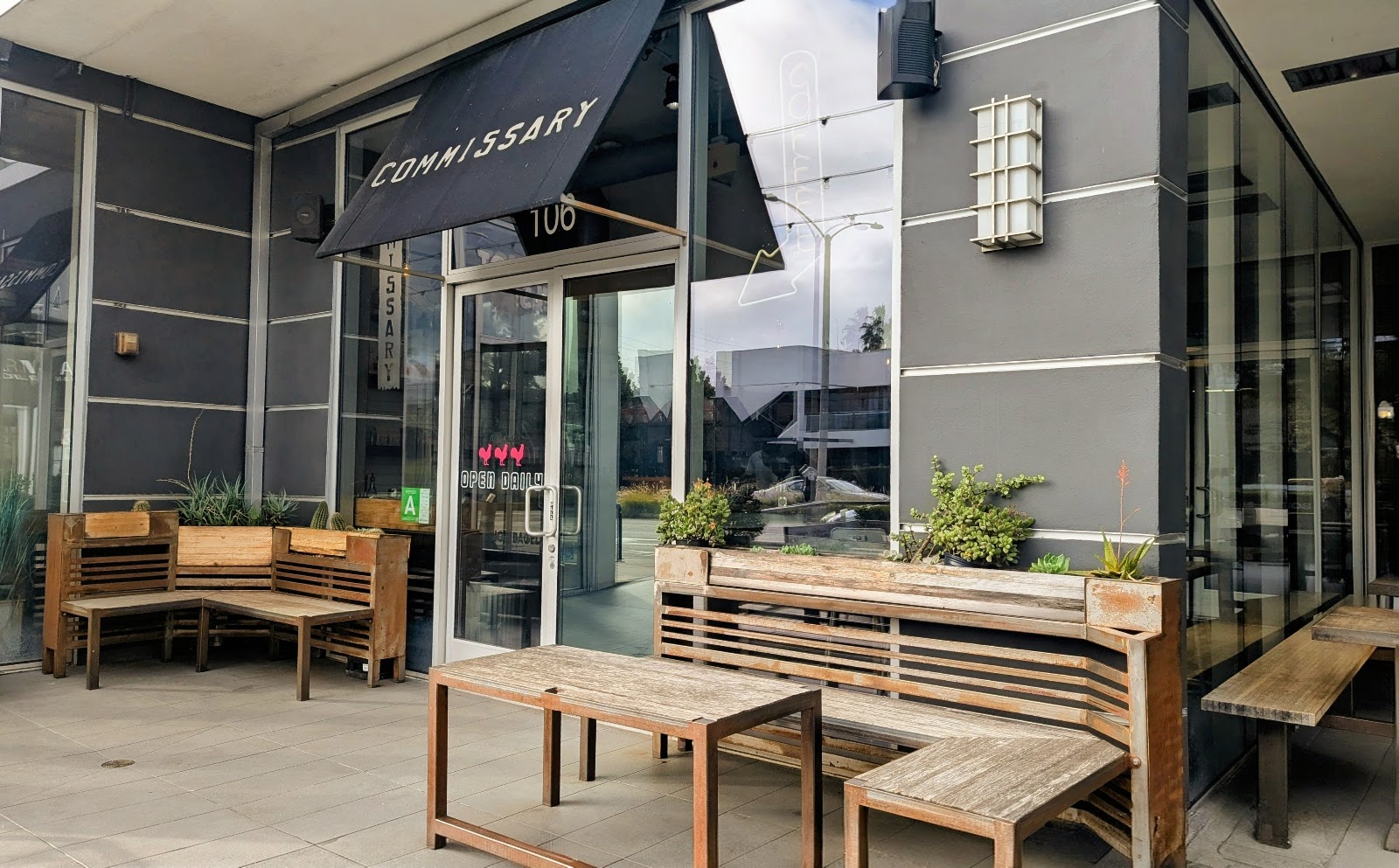 Coffee Commissary - Photo 3