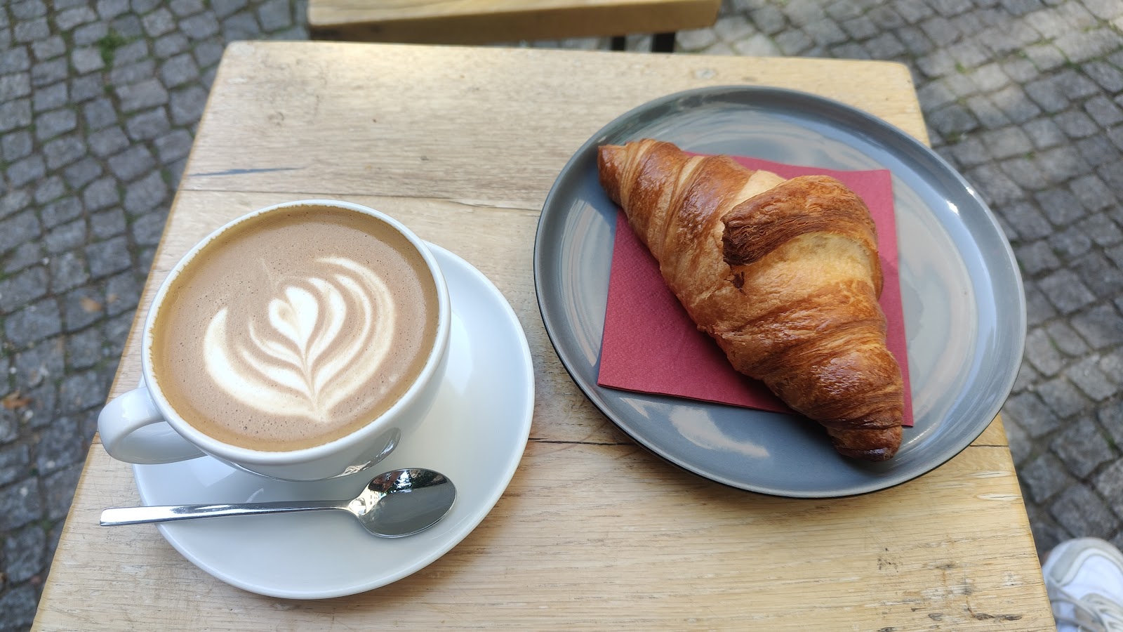 CLASSIC Specialty Coffee Kreuzberg - Photo 3