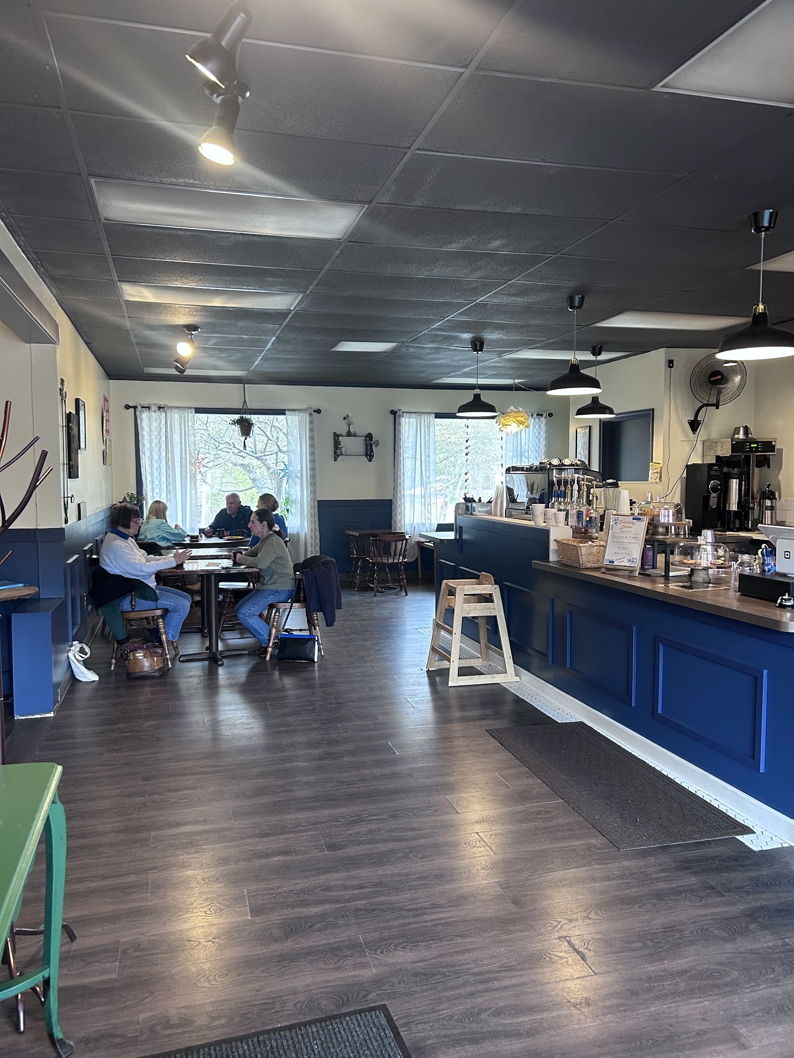 Soft Landing Coffee - Photo 3